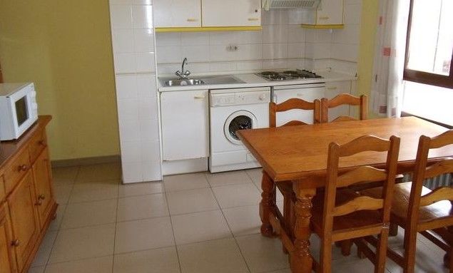 Apartamentos Cambras Jaca Dış mekan fotoğraf