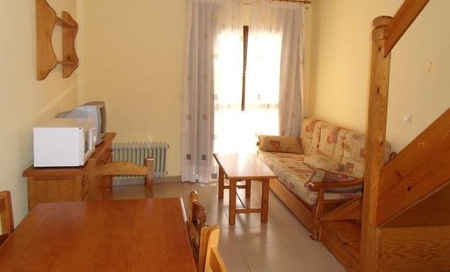 Apartamentos Cambras Jaca Dış mekan fotoğraf