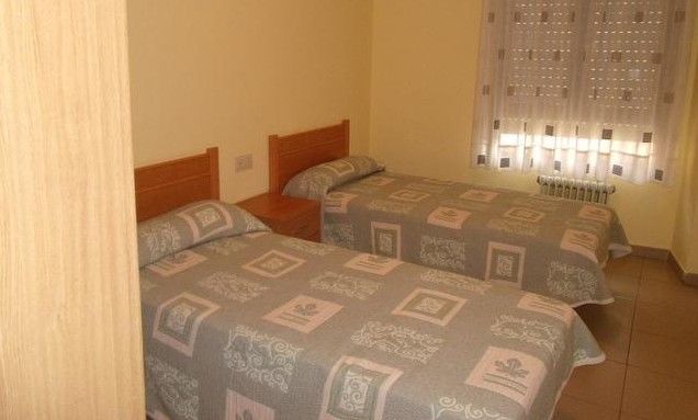 Apartamentos Cambras Jaca Dış mekan fotoğraf